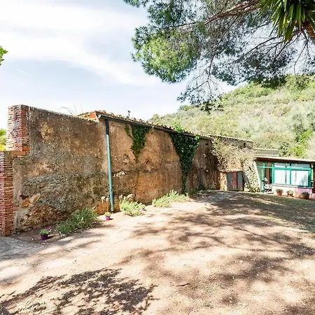 Villa The Old Mill With Private Garden And Torrent Portoferraio