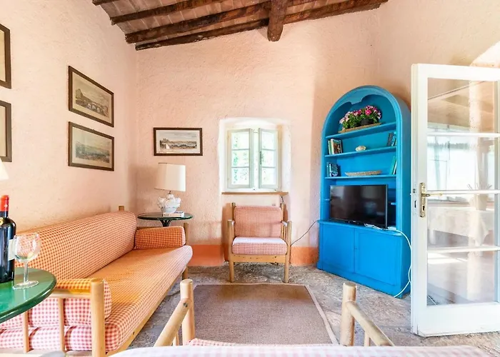 The Old Mill With Private Garden And Torrent ポルトフェッラーイオ