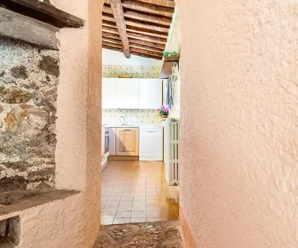 ヴィラ The Old Mill With Private Garden And Torrent ポルトフェッラーイオ